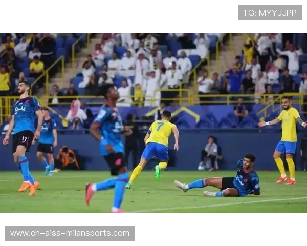 C罗在沙特联赛首秀破门继续刷新个人进球纪录引发热议 C罗在沙特联赛首秀破门继续刷新个人进球纪录引发热议