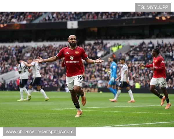 曼联年轻球员迎接新挑战，备战热刺焦点战